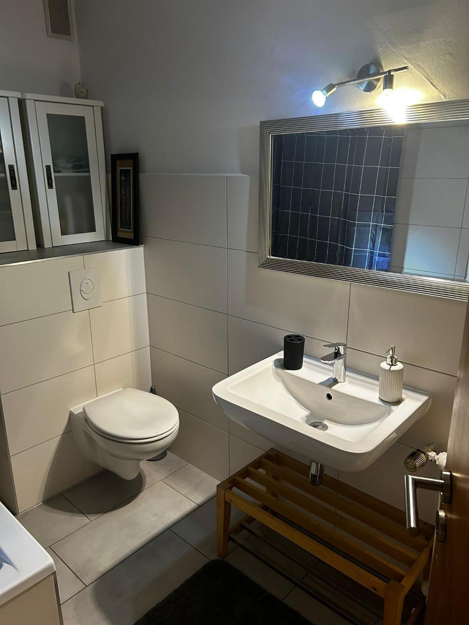 Koeln Wohnung 4 Min Naehe Von Hbf Und Dom Mit Garten ,Balkon & Office Esterno foto